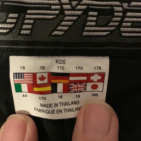 EUC Spyder ski pants - Picture 11 of 14